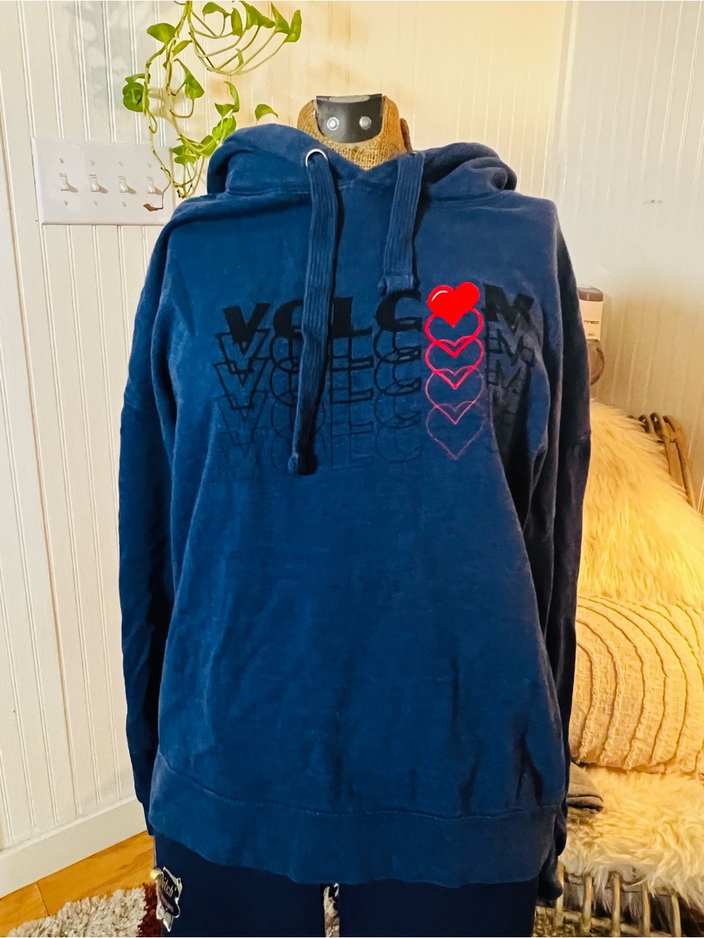 Volcom women’s blueHooded Sweatshirt with Heart Graphic